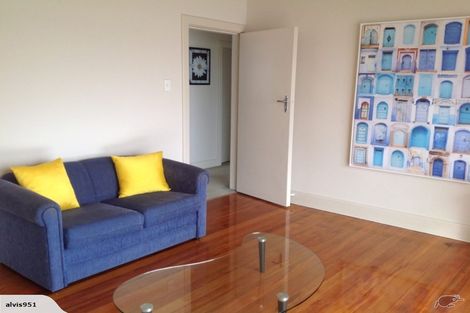 Photo of property in 1-12/48 The Bay Hill, Timaru, 7910