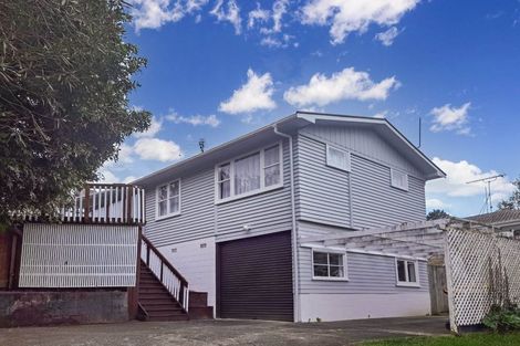 Photo of property in 26 Sovereign Place, Glenfield, Auckland, 0629