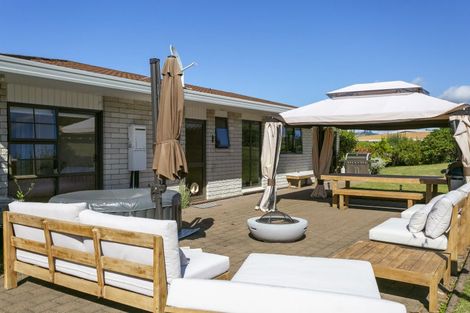 Photo of property in 10 Kahurangi Drive, Rangatira Park, Taupo, 3330