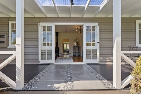 Photo of property in 15 Gleeson Road, Manakau, Levin, 5573