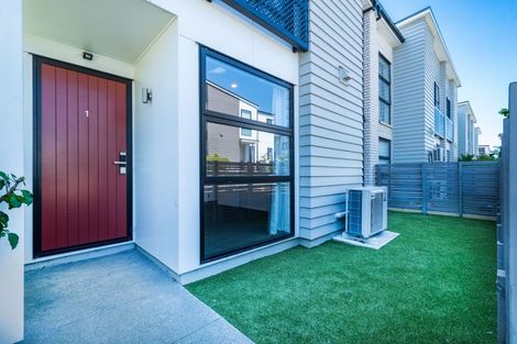 Photo of property in 1 Kaiwawao Lane, Hobsonville, Auckland, 0616