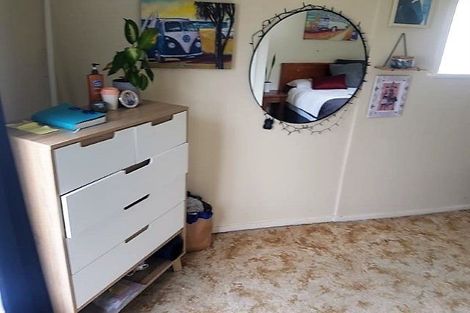 Photo of property in 15 Sunset Parade, Plimmerton, Porirua, 5026