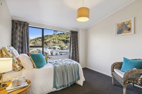 Photo of property in 2/29a Parkvale Road, Karori, Wellington, 6012