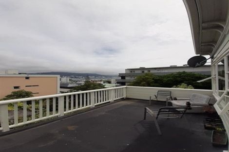 Photo of property in 6/41 Home Street, Mount Victoria, Wellington, 6011