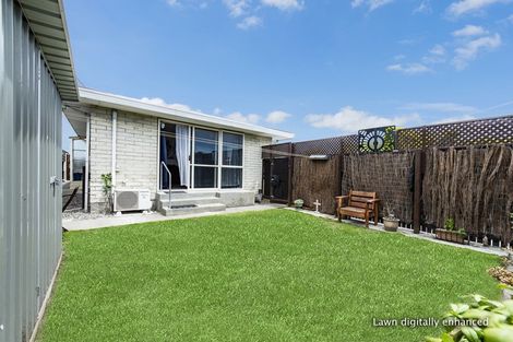 Photo of property in 1/66 Estuary Road, New Brighton, Christchurch, 8061