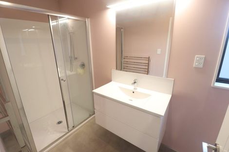 Photo of property in 18 Castlepoint Avenue, Takanini, 2110