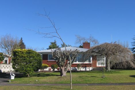 Photo of property in 27 Hooker Avenue, Chedworth, Hamilton, 3210