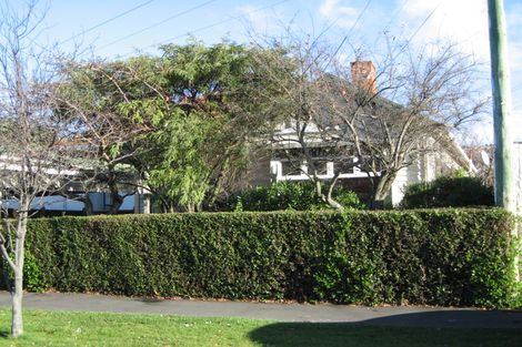 Photo of property in 18 West Avenue, Saint Clair, Dunedin, 9012