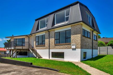 Photo of property in 13 Virginia Place, Whalers Gate, New Plymouth, 4310