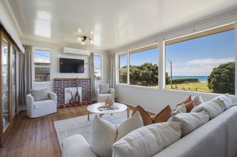 Photo of property in 2 Hillary Street, Waihi Beach, 3611