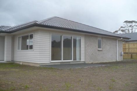 Photo of property in 7 Pohue Avenue, Huapai, Kumeu, 0810
