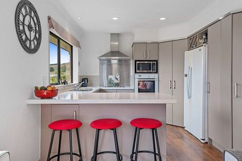 Photo of property in 9 Devoy Drive, Owhata, Rotorua, 3010