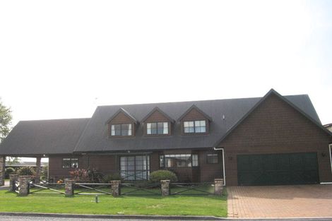 Photo of property in 15 Holden Avenue, Holdens Bay, Rotorua, 3010