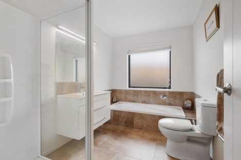 Photo of property in 60a Dickson Road, Papamoa Beach, Papamoa, 3118