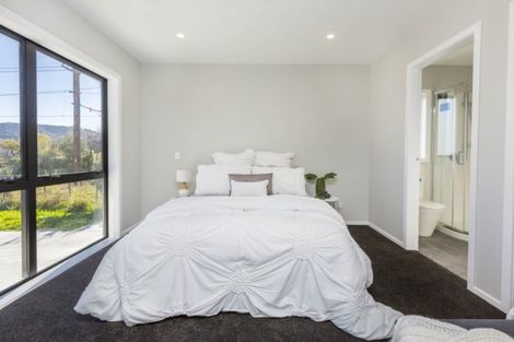 Photo of property in 22 Filmer Crescent, Wallaceville, Upper Hutt, 5018