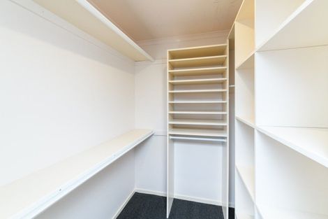 Photo of property in 14 Winston Avenue, Hokowhitu, Palmerston North, 4410