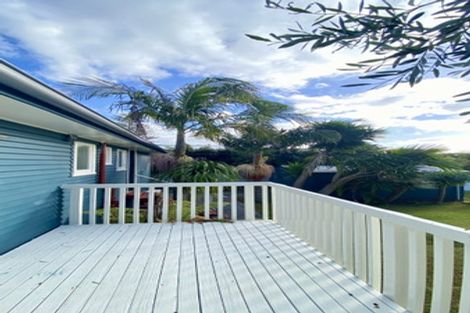 Photo of property in 12 Utting Street, Birkdale, Auckland, 0626