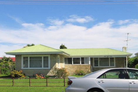 Photo of property in 5 Tolerton Avenue, Elgin, Gisborne, 4010