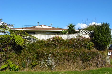 Photo of property in 77 Clawton Street, Westown, New Plymouth, 4310