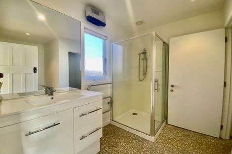 Photo of property in 28 Bowenvale Avenue, Cashmere, Christchurch, 8022