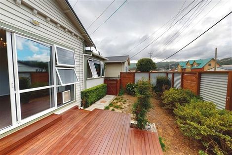 Photo of property in 30 South Street, Petone, Lower Hutt, 5012
