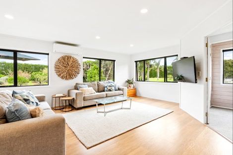 Photo of property in 244 Omaha Flats Road, Tawharanui Peninsula, Warkworth, 0986