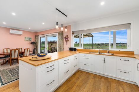 Photo of property in 1228b Camerons Line, Aorangi, Feilding, 4775
