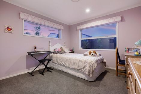 Photo of property in 7 Hoiho Place, Papamoa, 3118