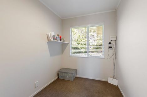 Photo of property in 18 Halcione Close, Flagstaff, Hamilton, 3210