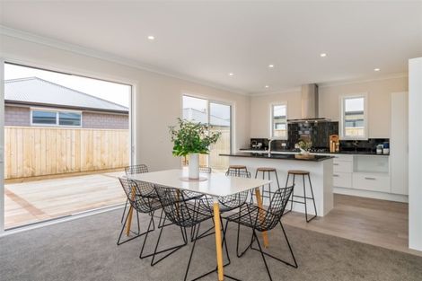 Photo of property in 12 Poulson Grove, Trentham, Upper Hutt, 5018