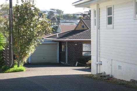 Photo of property in 2/506 East Coast Road, Windsor Park, Auckland, 0630