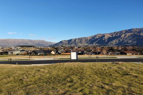 Photo of property in 51 Clearview Street, Wanaka, 9305