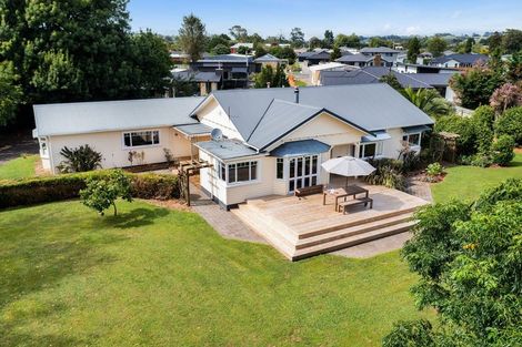 Photo of property in 3 Cross Street, Lepperton, New Plymouth, 4373