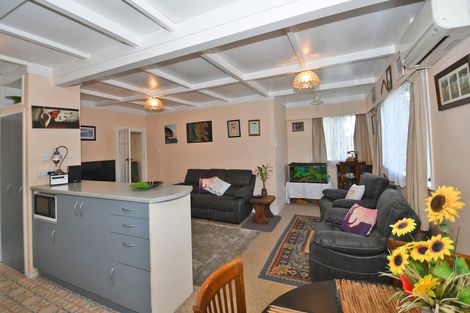 Photo of property in 75 Rodney Street, Wellsford, 0900