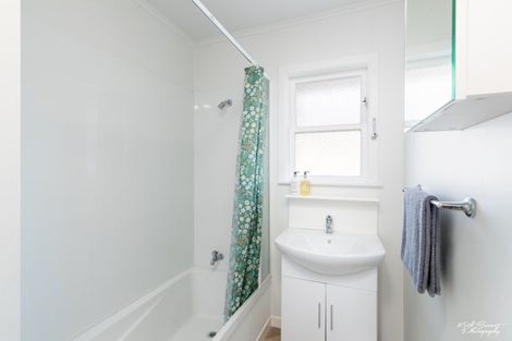 Photo of property in 1/598 Fergusson Drive, Trentham, Upper Hutt, 5018