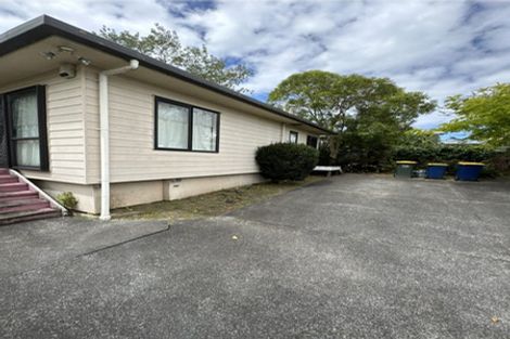 Photo of property in 2/62 Tonar Street, Northcote, Auckland, 0627