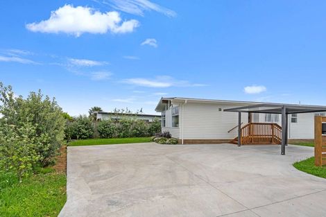 Photo of property in 37 Shoemaker Road, Waipu, 0510