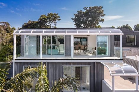 Photo of property in 35a Seaview Avenue, Northcote, Auckland, 0627