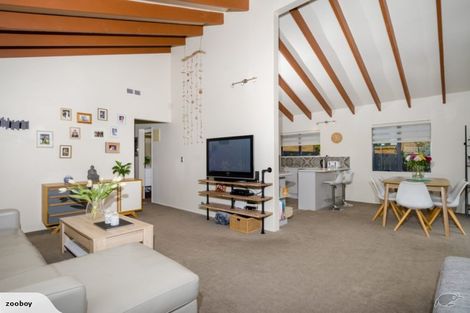 Photo of property in 25 Broadfield Street, Massey, Auckland, 0614