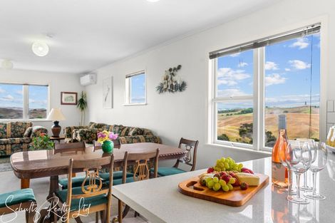 Photo of property in 65b Otara Road, Kaiwaka, 0573