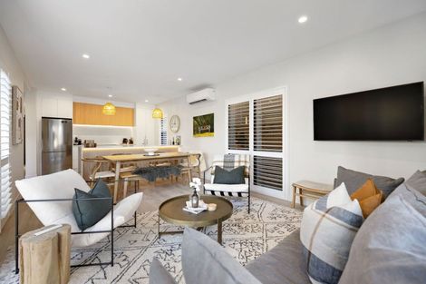 Photo of property in 9 Mulholland Drive, Jacks Point, 9371