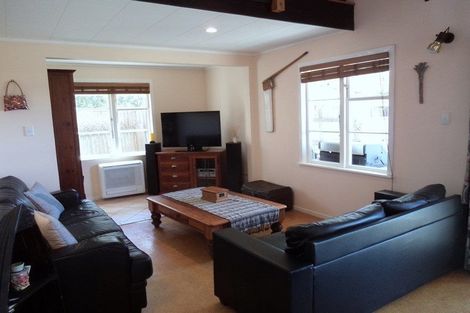 Photo of property in 39 Dixie Street, Te Horo Beach, Otaki, 5581