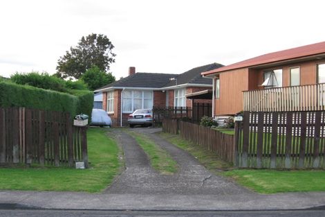 Photo of property in 1/1 Toru Street, Te Atatu Peninsula, Auckland, 0610