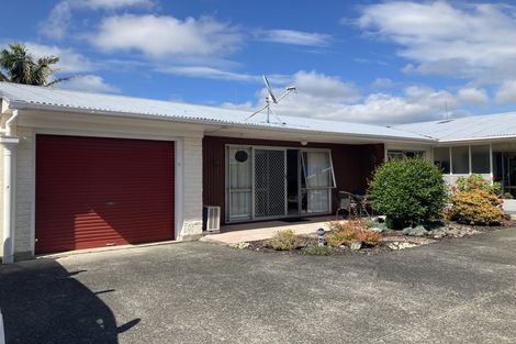 Photo of property in 2/19 Elizabeth Street, Kensington, Whangarei, 0112