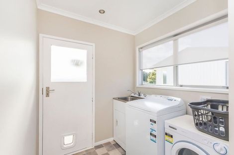 Photo of property in 11 Nuffield Street, Tawa, Wellington, 5028