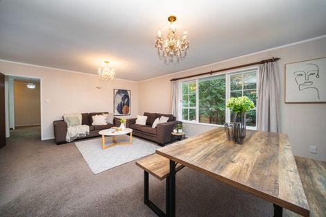 Photo of property in 12 Newnham Court, Tawa, Wellington, 5028