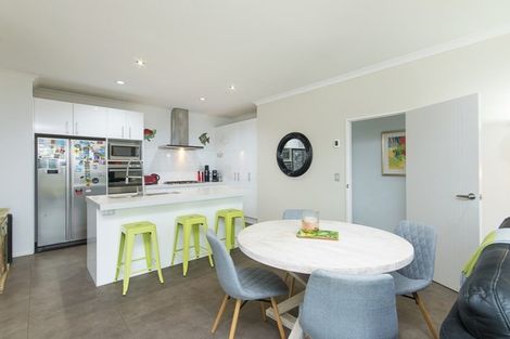 Photo of property in 15 Top Road, Pukekohe, 2120