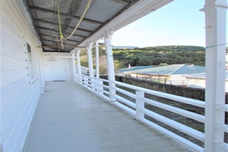 Photo of property in 15 Owen Street, Newtown, Wellington, 6021