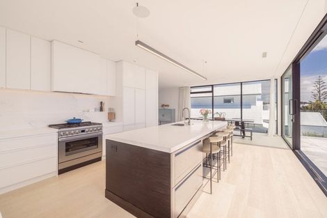 Photo of property in 8a Beachville Road, Redcliffs, Christchurch, 8081