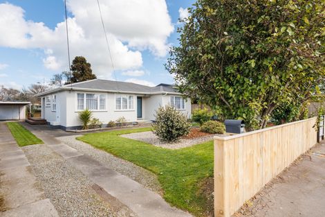 Photo of property in 37 Mangahao Road, Pahiatua, 4910